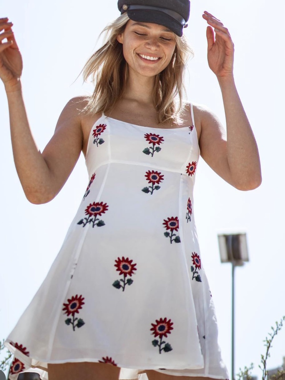 Stone cold fox Lolita dress white mini silk daisy dress XS